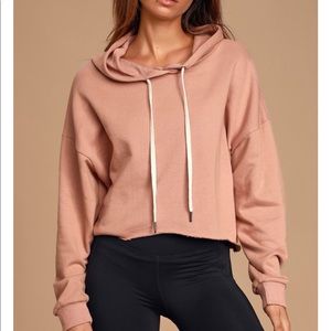 Lulu’s pink cropped hoodie L